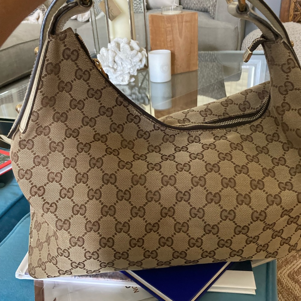 Gucci all damage is in pictures